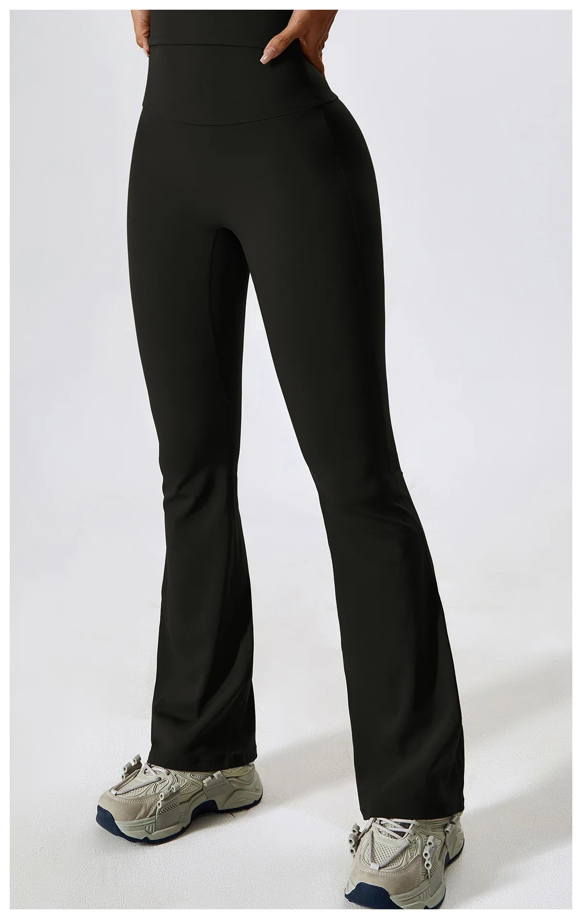 Sorelle Fit™ Sculpt Flared Seamless Gym Set