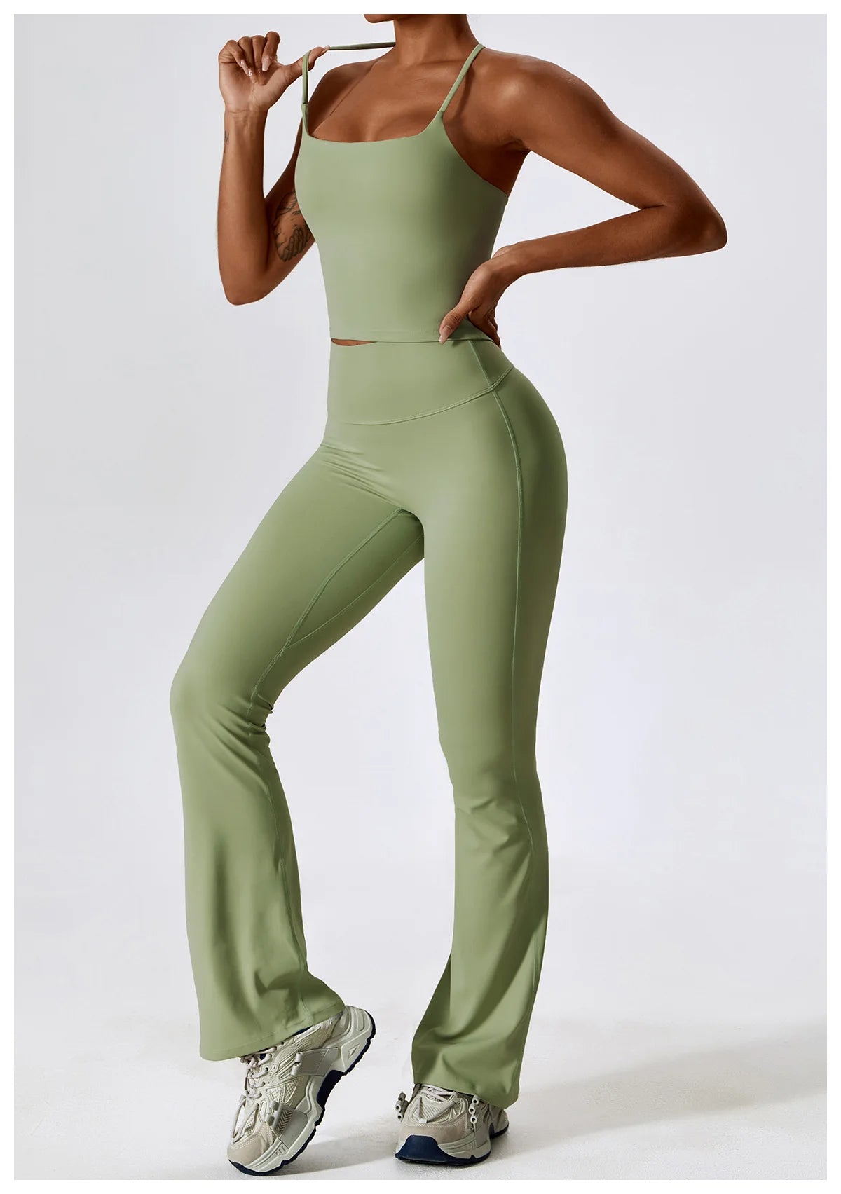 Sorelle Fit™ Sculpt Flared Seamless Gym Set